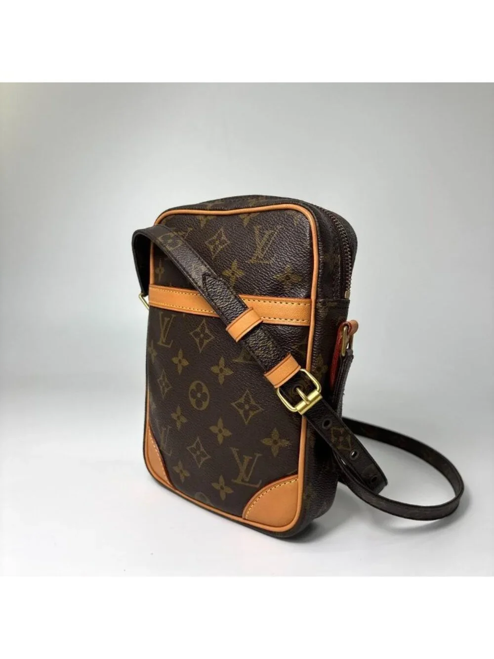 Louis Vuitton Super Monogram Danube Brown